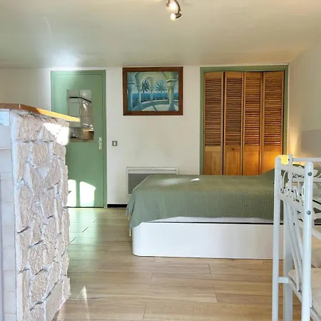 Bo015-222 2 Couchages Bormes Les Mimosas Bormes-les-Mimosas